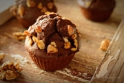 Muffins cu cacao si ciocolata alba