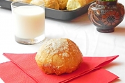 Chifle dulci cu nuca de cocos