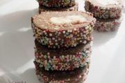 rulada de biscuiti