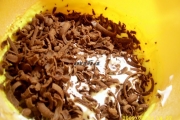 preparare briose cu ciocolata