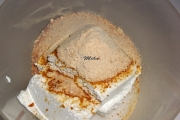 Cum se face prajitura cu branza si caramel