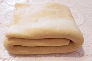rulouri-cu-scortisoara-4