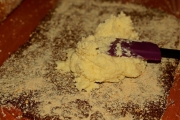 rulada-de-biscuiti-cu-nuca-de-cocos-4