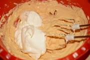 tort-cu-caramel-si-banane-8