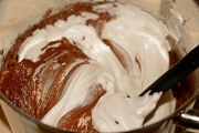 tort-cu-blat-de-ciocolata-si-crema-mascarpone-1