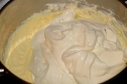 tort-cu-blat-de-ciocolata-si-crema-mascarpone-2