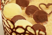 tort cu mousse de ciocolata si jeleu de sampanie