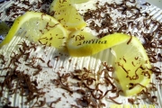 Tort cu foi de bezea si crema de lamaie