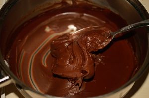 Cum se face crema de ciocolata